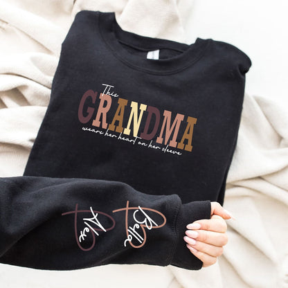 Personalized I Wear My Heart On My Sleeve Mama T-shirt/Sweatshirt/Hoodie