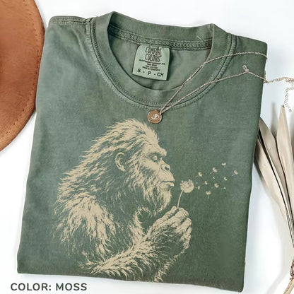 Bigfoot Dandelion Vintage T-Shirt/Sweatshirt/Hoodie